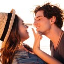 What are the signs of the horoscope that are compatible in love